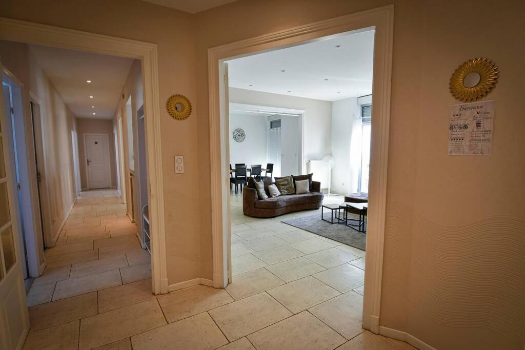 Grand Appartement De Haut Standing En Centre-Ville Montluçon Екстериор снимка