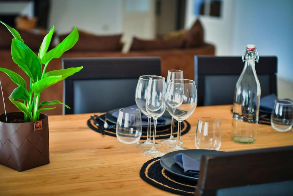Grand Appartement De Haut Standing En Centre-Ville Montluçon Екстериор снимка