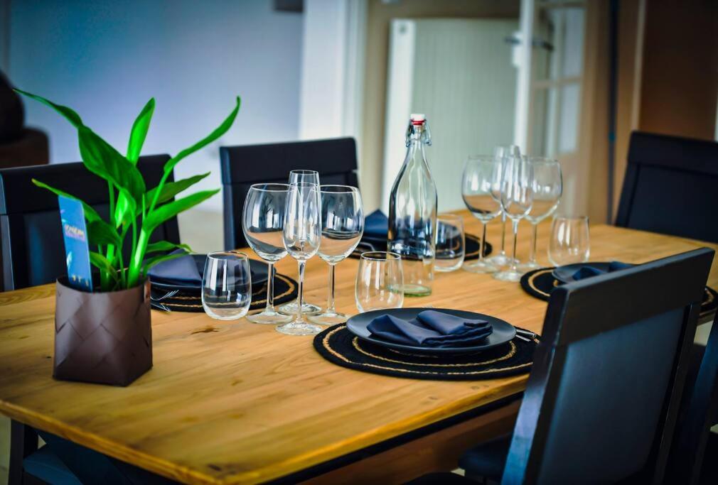 Grand Appartement De Haut Standing En Centre-Ville Montluçon Екстериор снимка