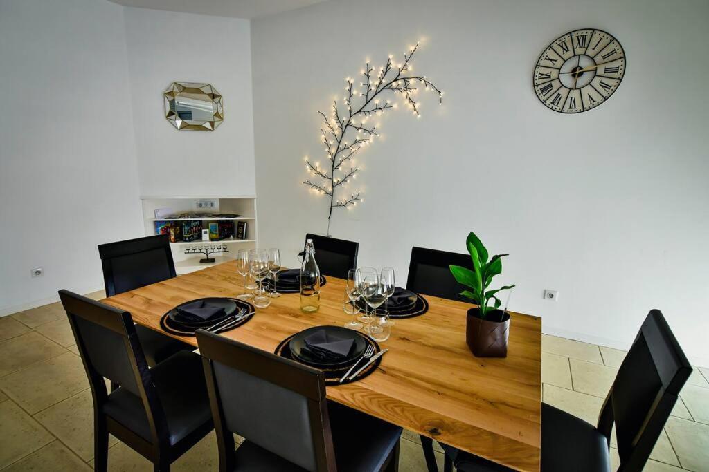 Grand Appartement De Haut Standing En Centre-Ville Montluçon Екстериор снимка
