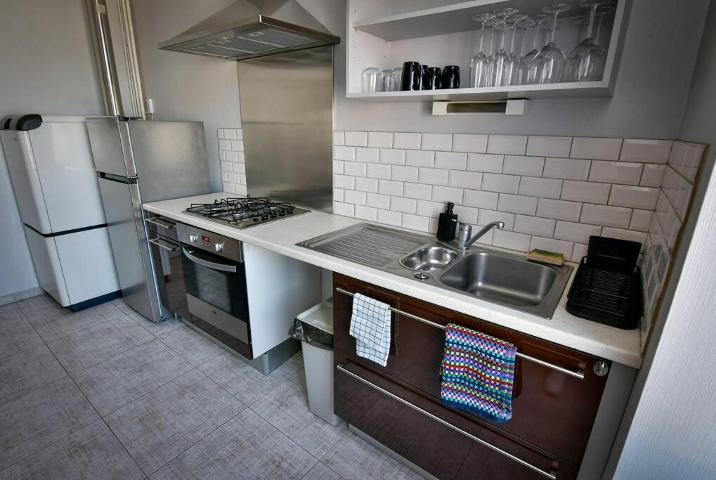 Grand Appartement De Haut Standing En Centre-Ville Montluçon Екстериор снимка