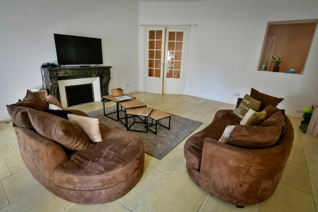 Grand Appartement De Haut Standing En Centre-Ville Montluçon Екстериор снимка